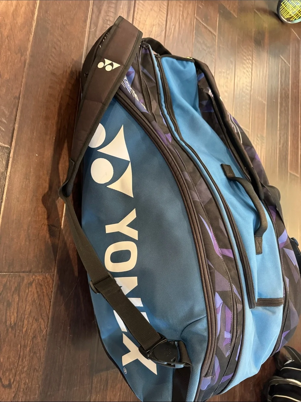 Yonex genuine pack